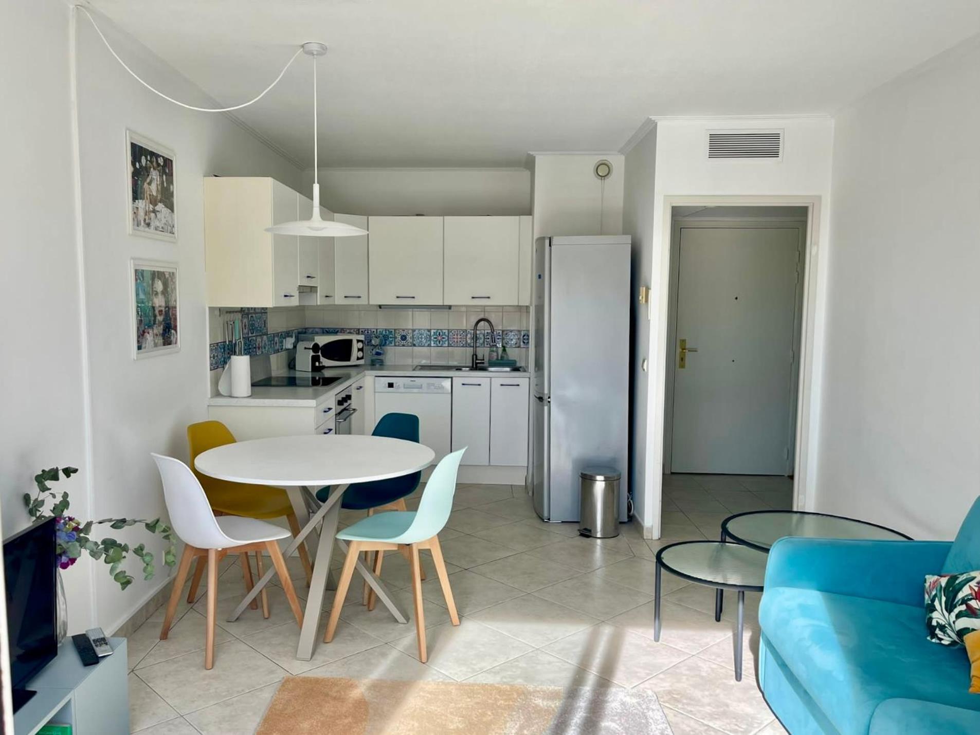Risso - One Bedroom With Pool, Newly Renovated In Spring 2024 Ницца Экстерьер фото